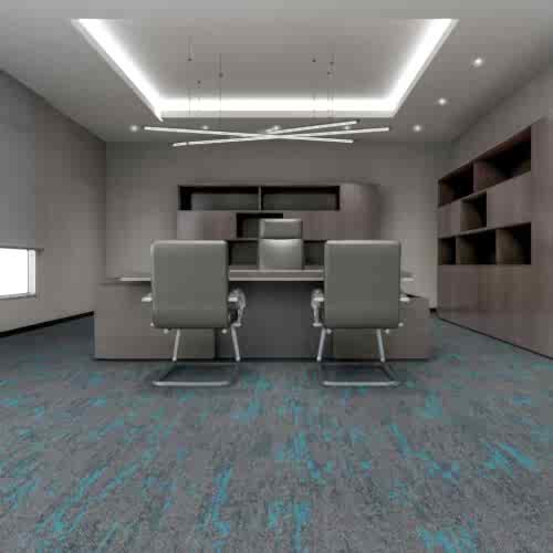 Gri desenli karo halı mavi geçişleri olan lüks görünümlü bir modeldir.